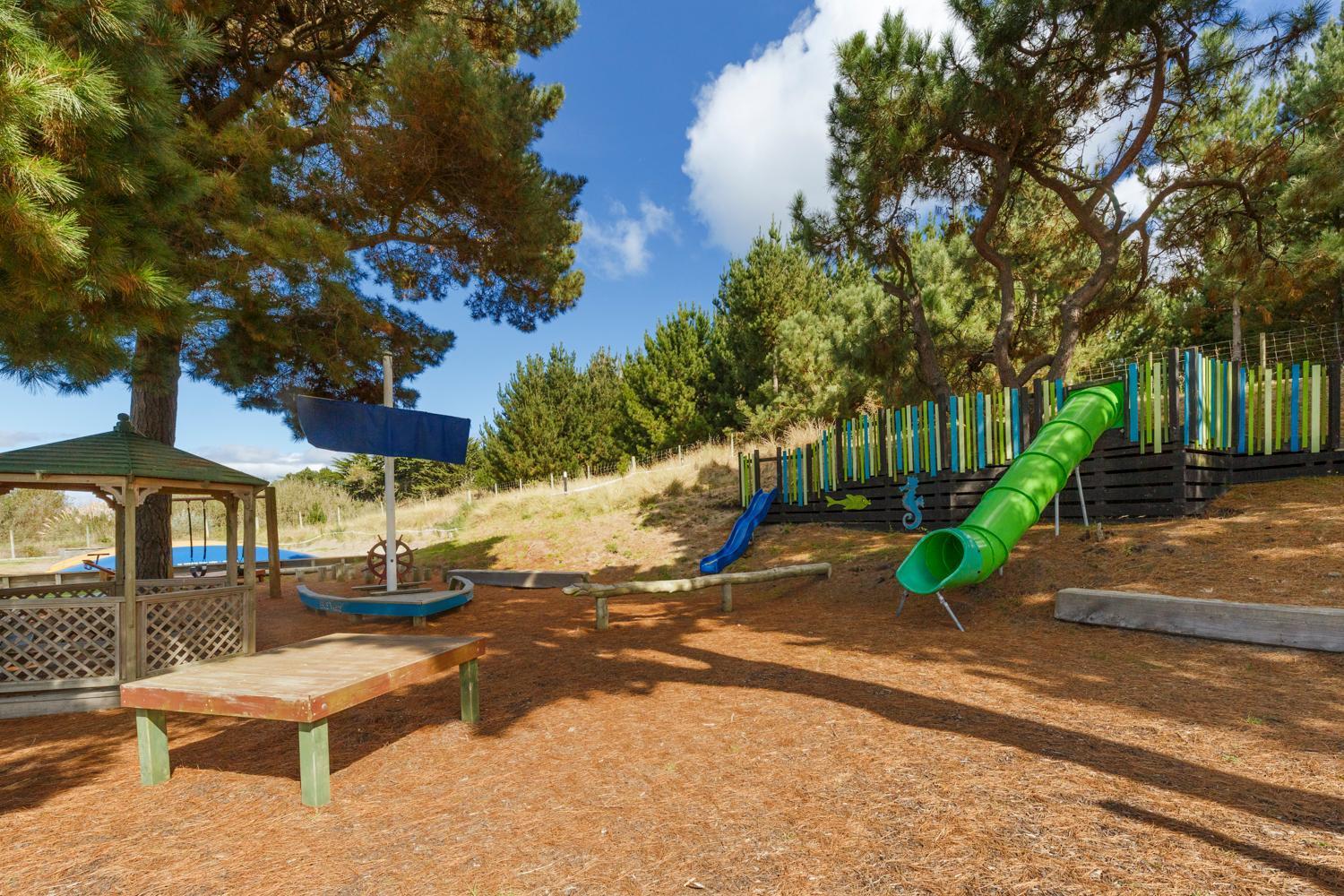 Foxton Beach Holiday Park Экстерьер фото