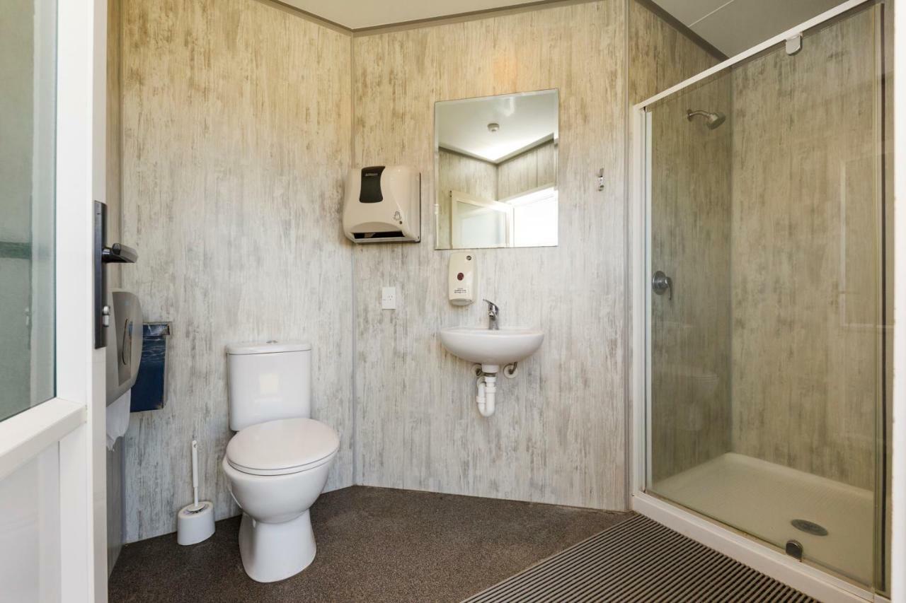 Foxton Beach Holiday Park Экстерьер фото